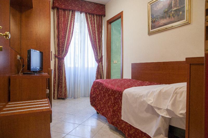 Hotel Marsala Ρώμη Εξωτερικό φωτογραφία